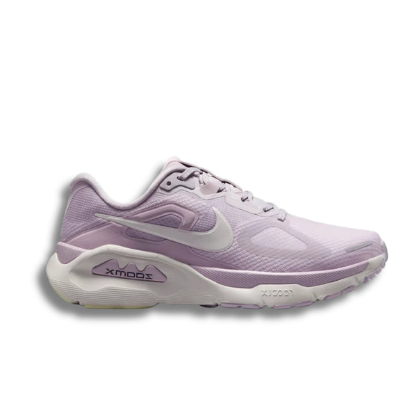 NIKE WOMEN'S STRUCTURE PLUS