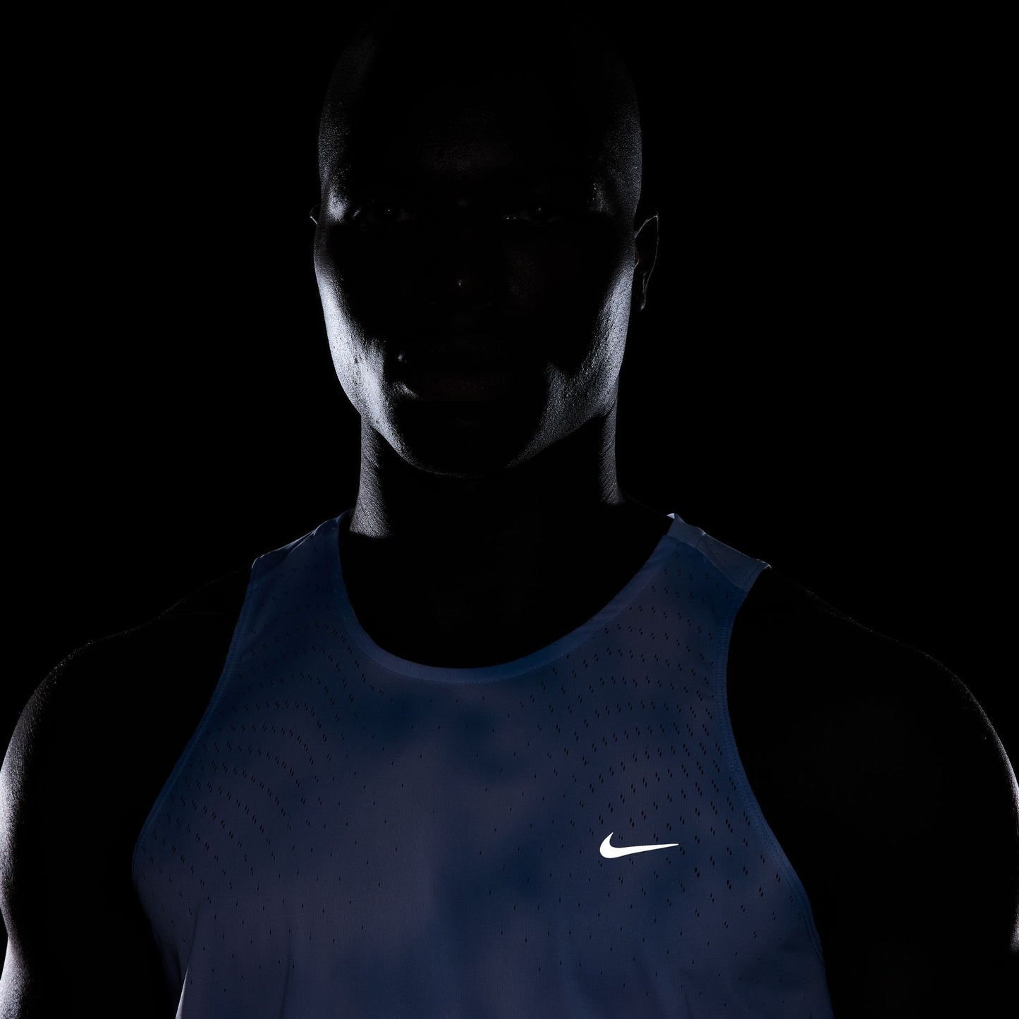 NIKE MEN'S RUNNING DIVISION BREATHE DRI-FIT ADV RUNNING TANK TOP