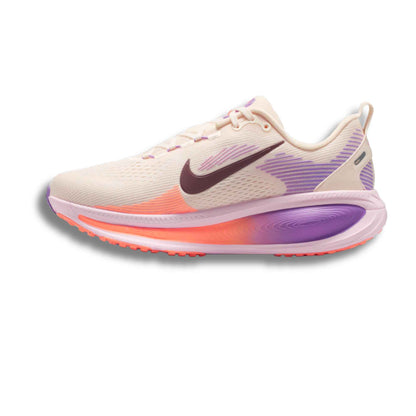 NIKE WOMEN'S VOMERO 18