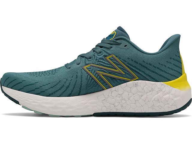 NEW BALANCE MEN'S VONGO V5