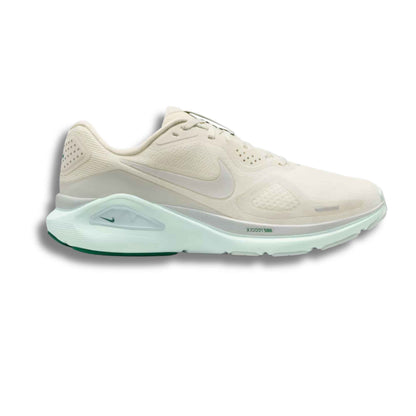 NIKE WOMEN'S STRUCTURE 26