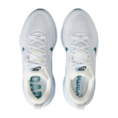 NIKE WOMEN'S VOMERO 18