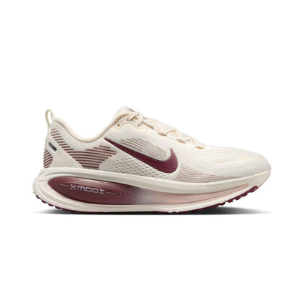 NIKE WOMEN'S VOMERO 18