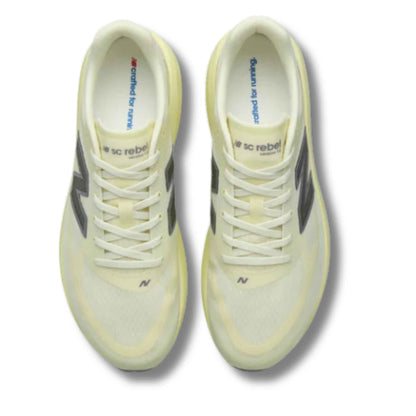 NEW BALANCE MEN'S SUPERCOMP REBEL V1
