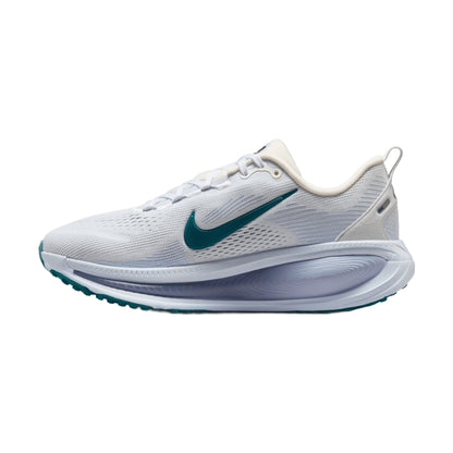 NIKE WOMEN'S VOMERO 18