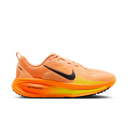 NIKE MEN'S VOMERO 18