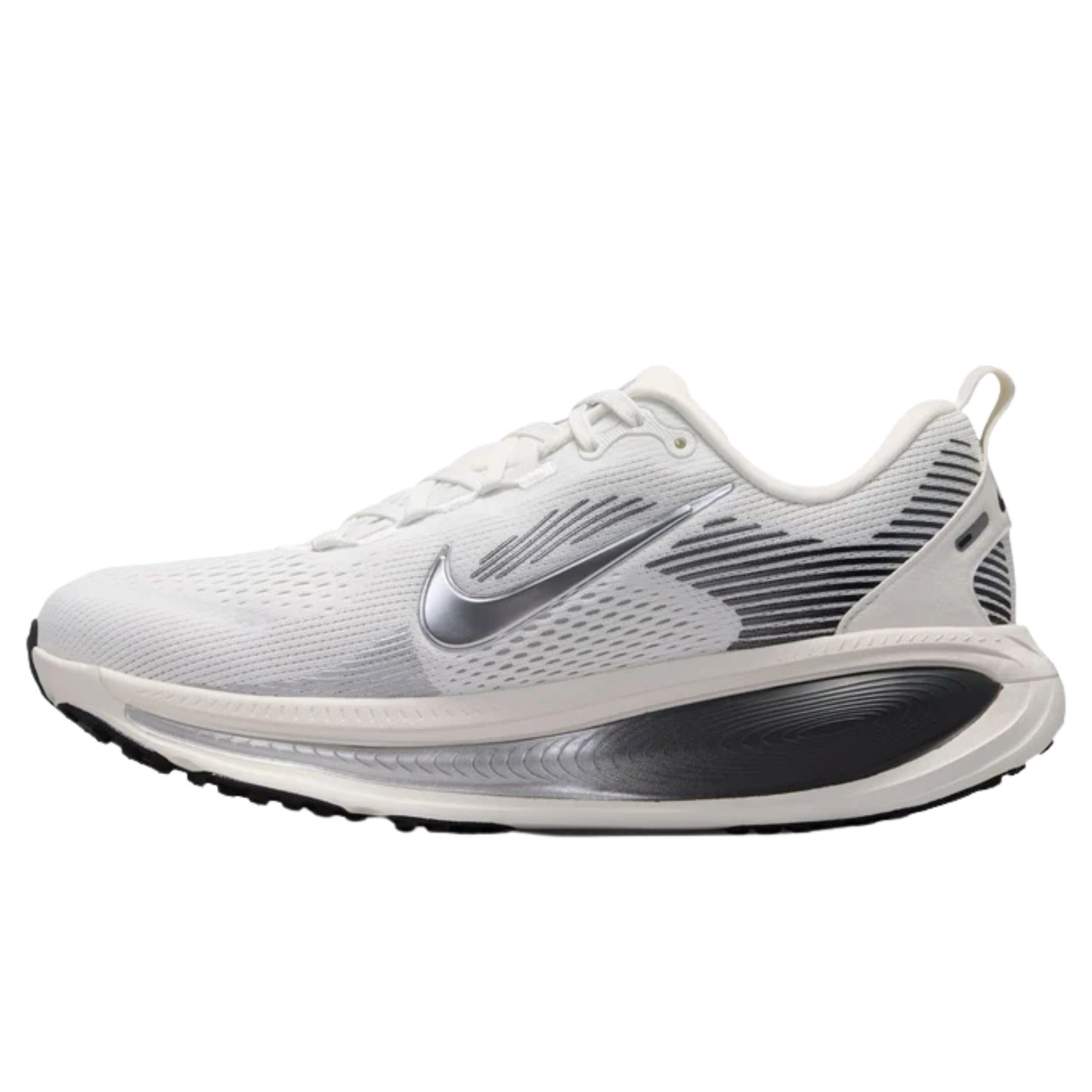 NIKE WOMEN'S VOMERO 18