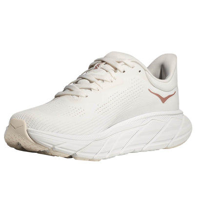 HOKA WOMEN'S ARAHI 7