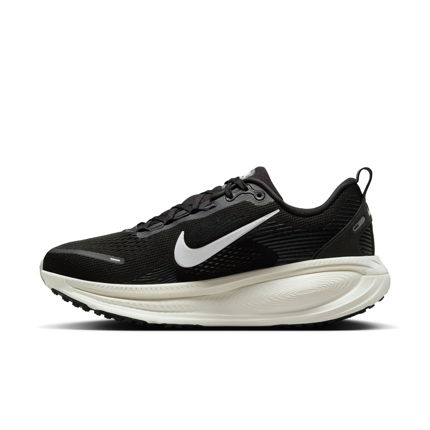 NIKE WOMEN'S VOMERO 18
