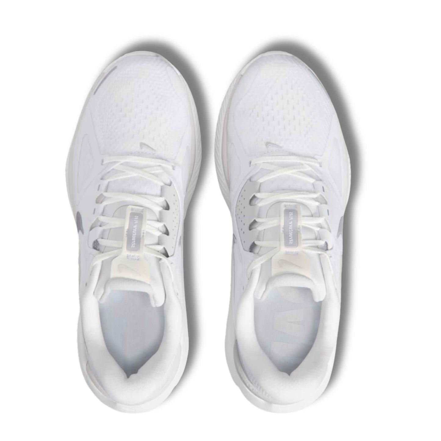 NIKE WOMEN'S STRUCTURE PLUS