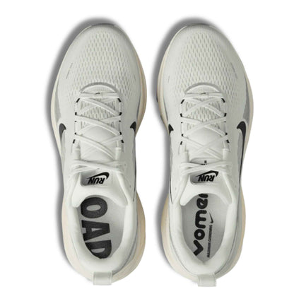 NIKE MEN'S VOMERO 18