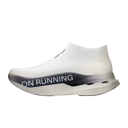 ON RUNNING CLOUDBOOM STRIKE LS