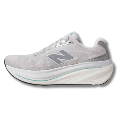 NEW BALANCE WOMEN'S 860 V15