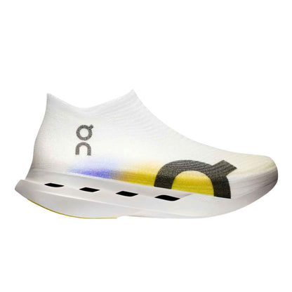 ON RUNNING CLOUDBOOM STRIKE LS