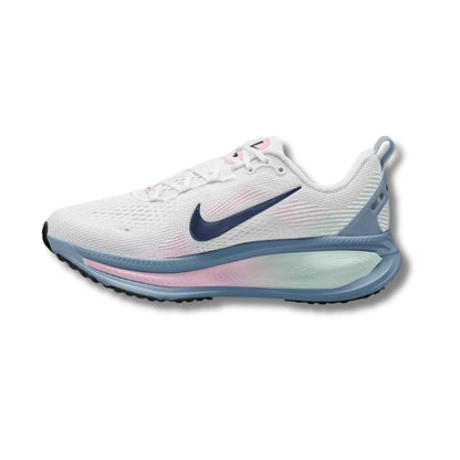 NIKE WOMEN'S VOMERO 18