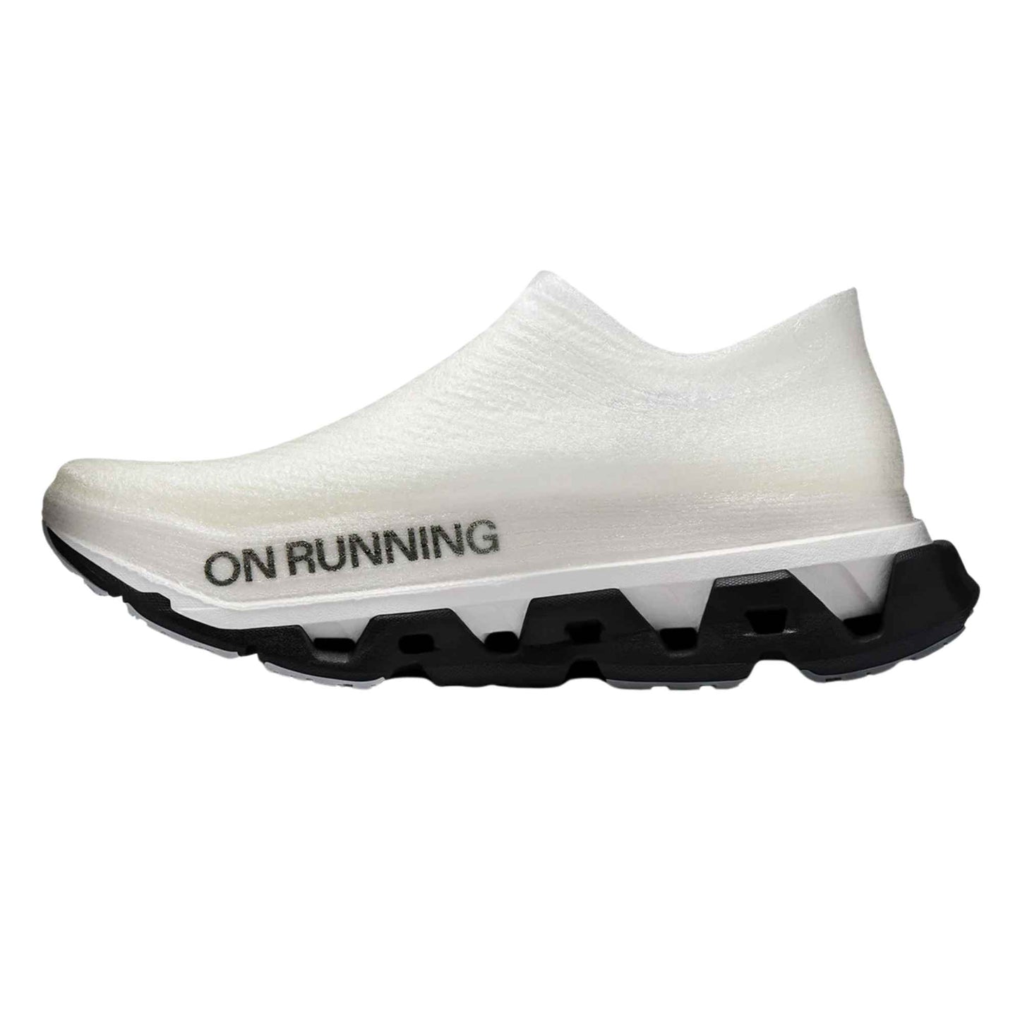 ON RUNNING LIGHTSPRAY CLOUDMONSTER 3 HYPER