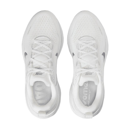 NIKE WOMEN'S VOMERO 18