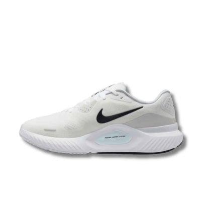 NIKE MEN'S STRUCTURE 26