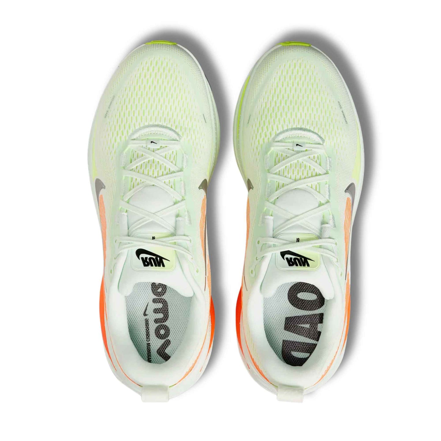 NIKE WOMEN'S VOMERO 18