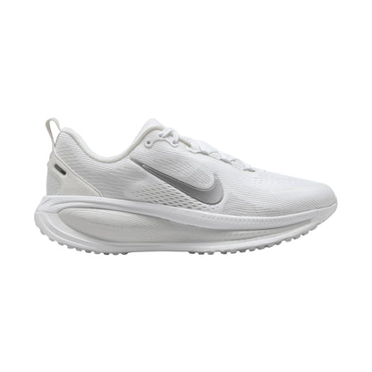 NIKE WOMEN'S VOMERO 18