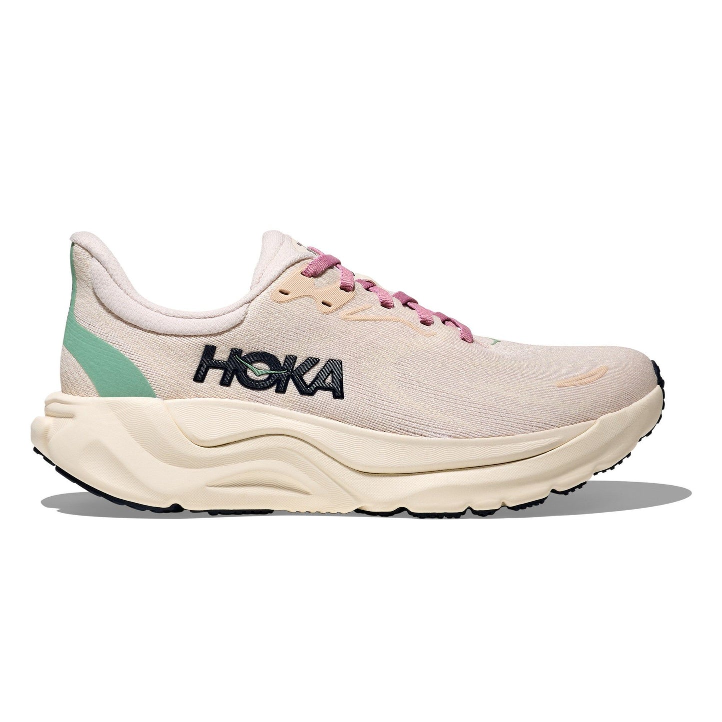 HOKA WOMEN'S ARAHI 8
