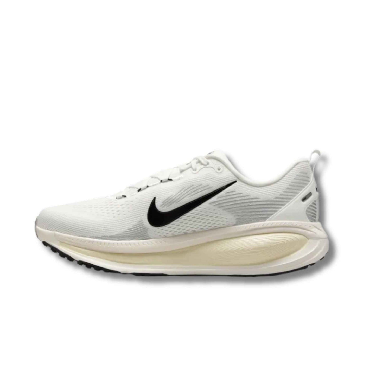 NIKE MEN'S VOMERO 18