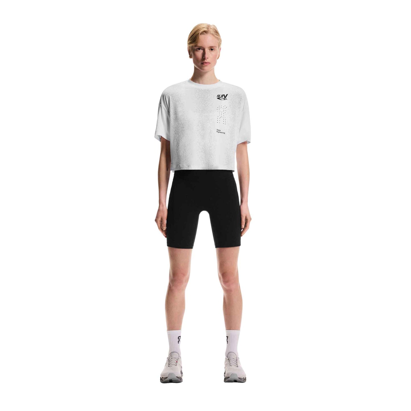 ON WOMEN'S PERFORMANCE VOLT-T