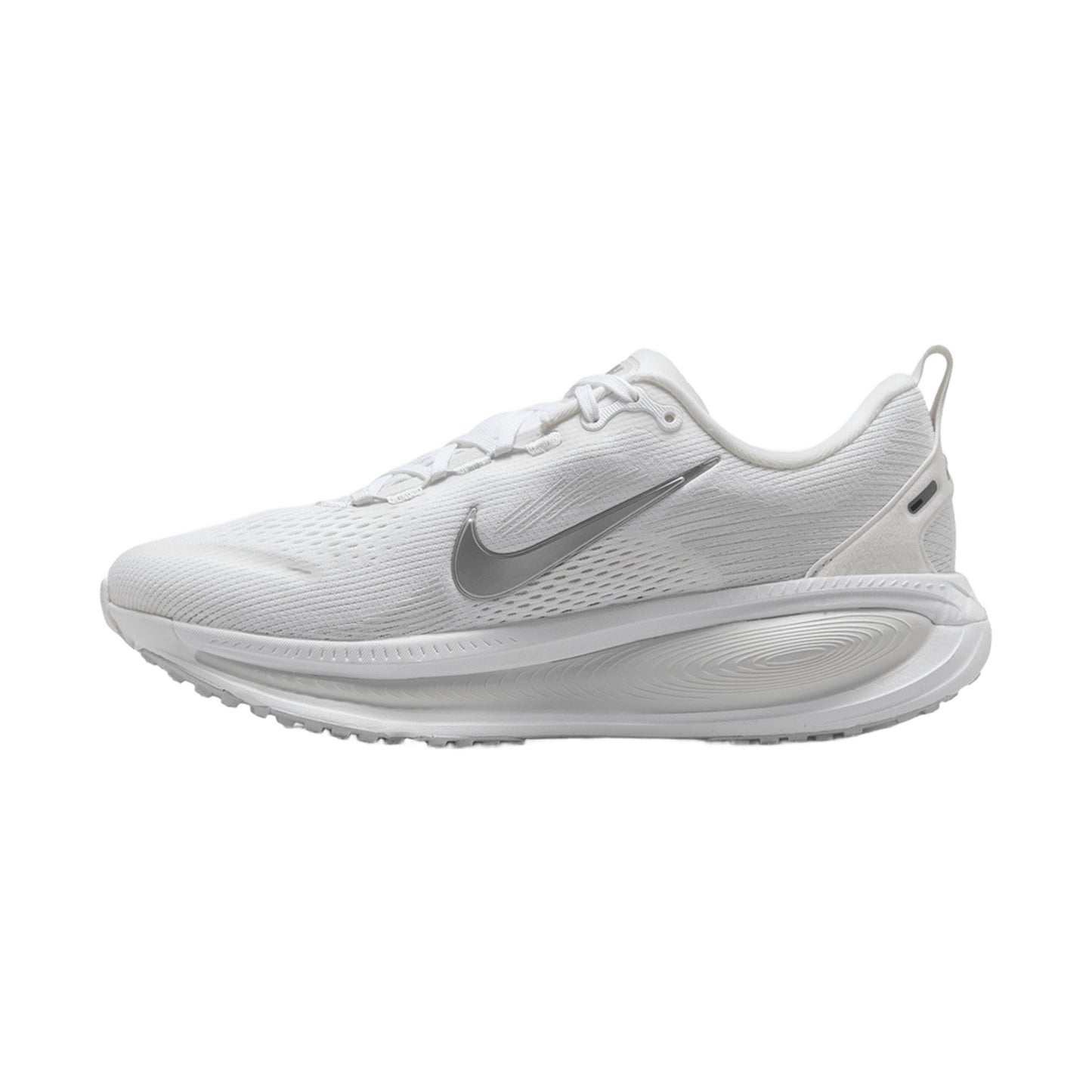 NIKE WOMEN'S VOMERO 18
